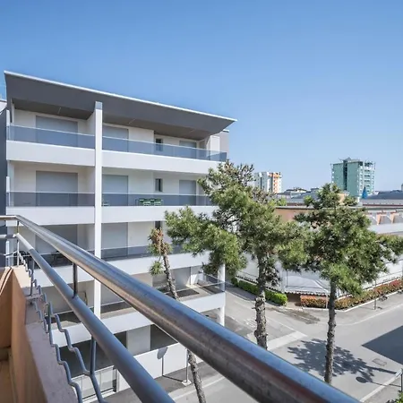 Andromeda B6 アパート ビビオーネ