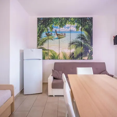 Andromeda B6 アパート *